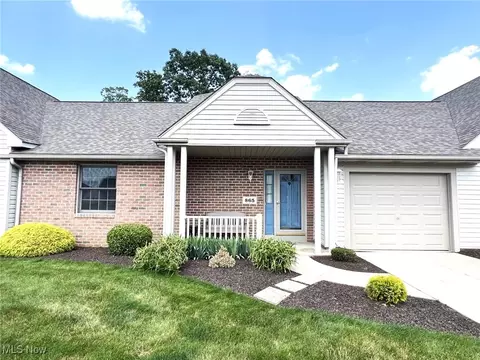 865 Beverly Ave, Canal Fulton, OH 44614