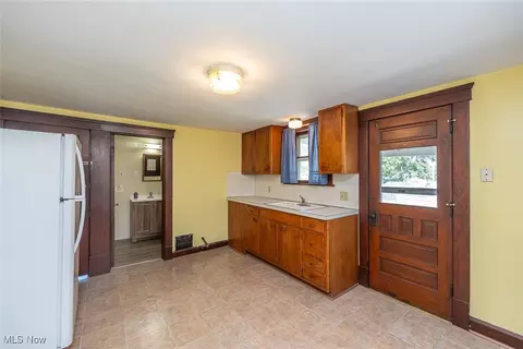 409 Gulf Rd, Elyria, OH 44035 photo 21