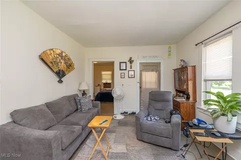 409 Gulf Rd, Elyria, OH 44035 photo 16