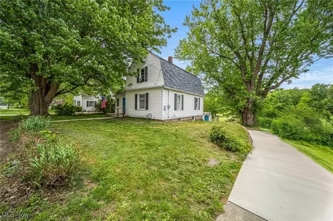 499 E Main St, Madison, OH 44057 photo 4