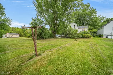 499 E Main St, Madison, OH 44057 photo 9