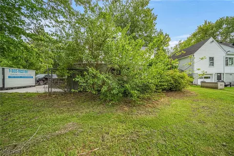 499 E Main St, Madison, OH 44057 photo 7