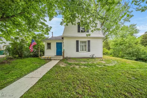 499 E Main St, Madison, OH 44057
