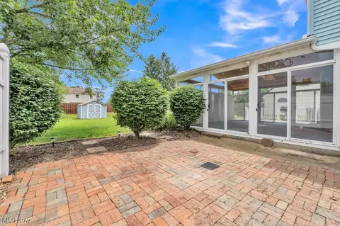 724 Kent Cir, Elyria, OH 44035 photo 23