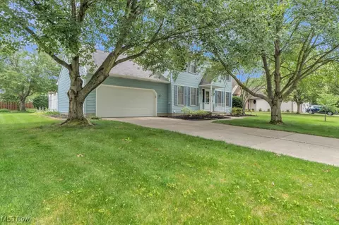 724 Kent Cir, Elyria, OH 44035 photo 44