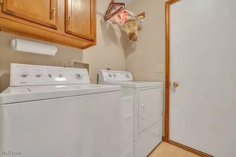 724 Kent Cir, Elyria, OH 44035 photo 26