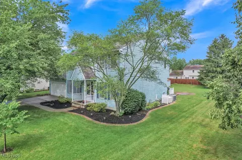724 Kent Cir, Elyria, OH 44035 photo 43