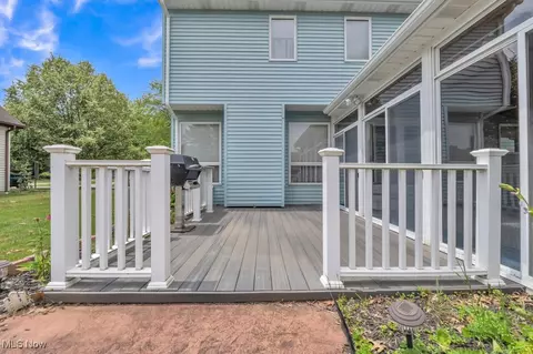 724 Kent Cir, Elyria, OH 44035 photo 24