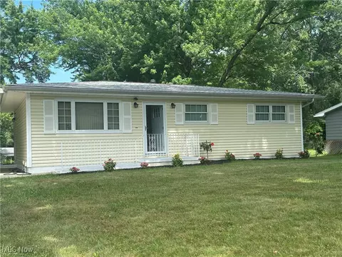 2110 S Hawkins Ave, Akron, OH 44314