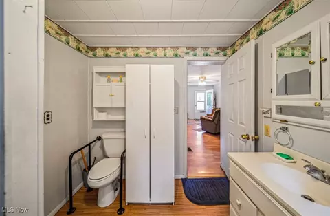 Bath - 1016 W 55th St, Ashtabula, OH 44004 photo 1 of 1