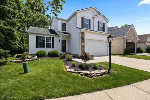 2327 Chelsea St, Avon, OH 44011