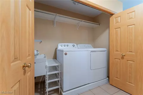 2270 Wright State Dr SE, Massillon, OH 44646 photo 13