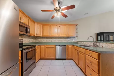 2270 Wright State Dr SE, Massillon, OH 44646 photo 7