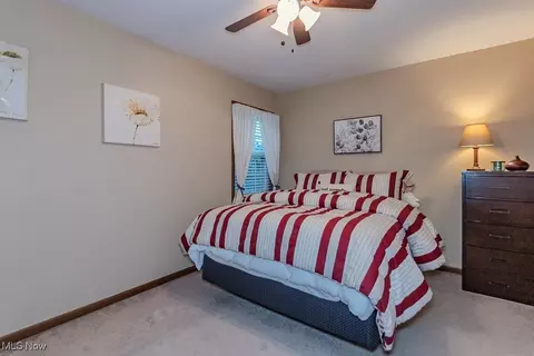 Bedroom - 101 Middle Post Pt, Chardon, OH 44024 photo 5 of 5