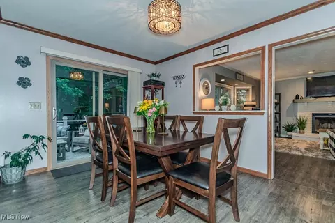 Dining - 101 Middle Post Pt, Chardon, OH 44024 photo 2 of 2