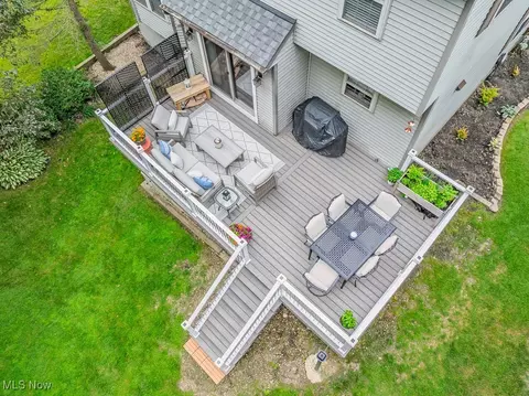 Exterior - 101 Middle Post Pt, Chardon, OH 44024 photo 12 of 15