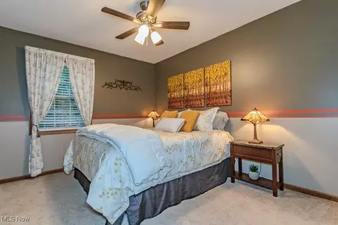 Bedroom - 101 Middle Post Pt, Chardon, OH 44024 photo 4 of 5