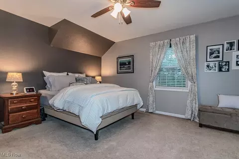 Bedroom - 101 Middle Post Pt, Chardon, OH 44024 photo 1 of 5