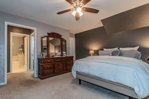 Bedroom - 101 Middle Post Pt, Chardon, OH 44024 photo 2 of 5