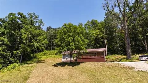 3028 Volcano Rd, Walker, WV 26180 photo 6