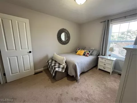 Bedroom - 1315 Cascade Cir E, Canton, OH 44708 photo 6 of 7