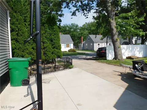 2804 Avon Blvd, Ashtabula, OH 44004 photo 5