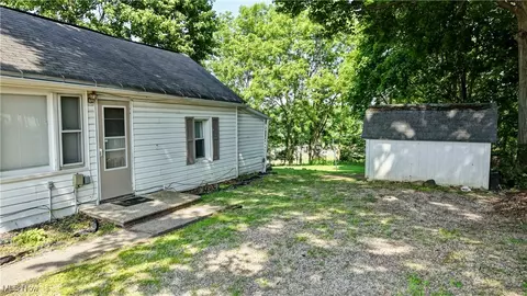 103 Frederick St, Lexington, OH 44904 photo 3