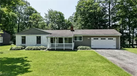 1862 Red Oak Dr, Lexington, OH 44904