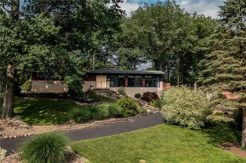 754 Woodrich St SW, Massillon, OH 44646