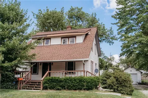 114 Hillcrest St, Ravenna, OH 44266
