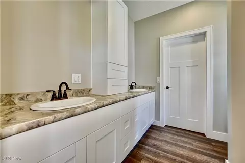 Bath - 229 E 17th, Dover, OH 44622 photo 1 of 3