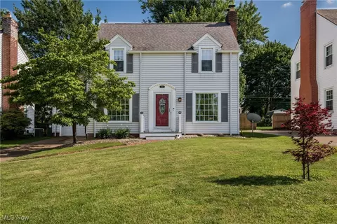 232 34th St NW, Canton, OH 44709