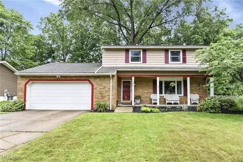 1595 Polk Dr, Brunswick, OH 44212