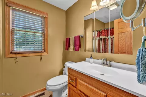 2040 Hackberry St, Akron, OH 44301 photo 19