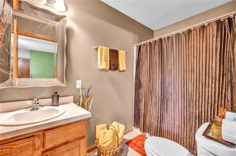 2040 Hackberry St, Akron, OH 44301 photo 27