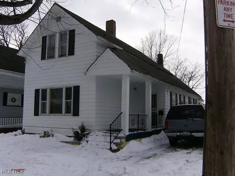 3858 E 53, Cleveland, OH 44105