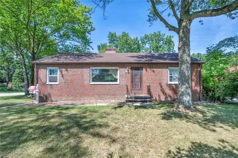 1788 Clague Rd, Westlake, OH 44145