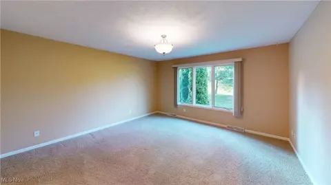 Living - 2697 Prescott Downs, Stow, OH 44224 photo 4 of 4
