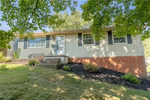 2425 Bordner Ave SW, Canton, OH 44706