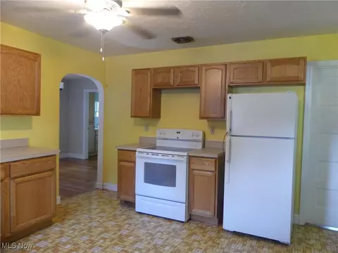 6069 Hyde St, Mentor, OH 44060 photo 11