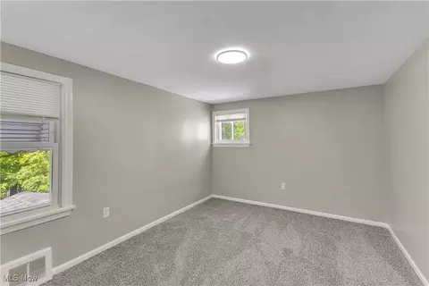 1870 E 225th St, Euclid, OH 44117 photo 18