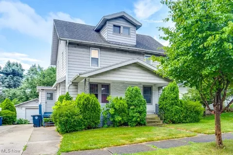 Exterior - 516 Floyd St, Akron, OH 44310 photo 7 of 7