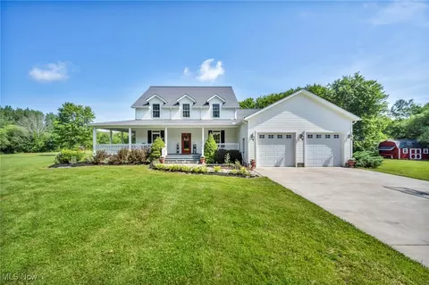 5113 Boughner Rd, Rock Creek, OH 44084