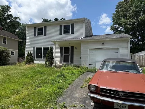 428 Seaman Ave, Akron, OH 44305