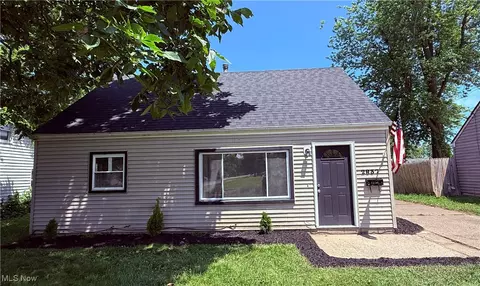 2837 Wilson St, Lorain, OH 44052