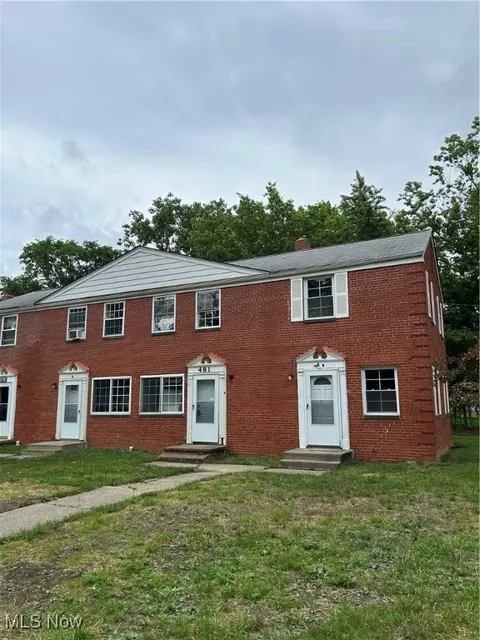 481 Kenwood Dr #N, Euclid, OH 44123