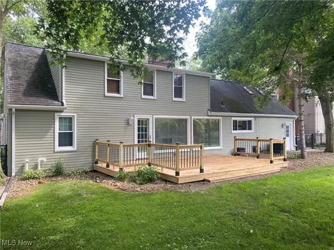 Exterior - 243 Yale Ave, Elyria, OH 44035 photo 5 of 5