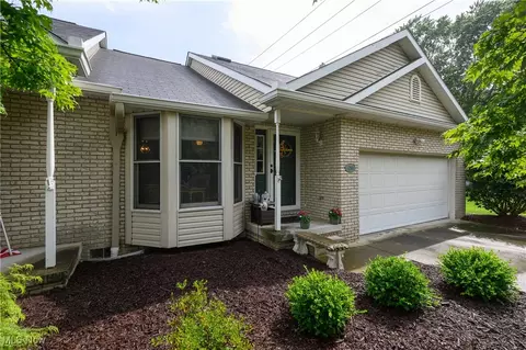 Exterior - 4758 Preserve NW, Canton, OH 44708 photo 2 of 5