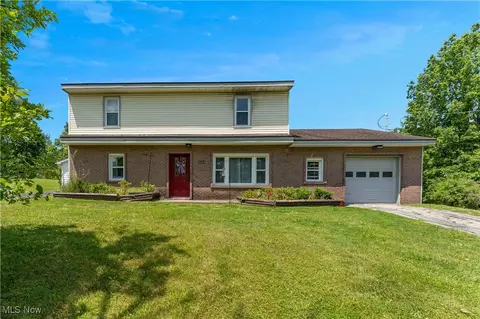 6414 Elk Rd, Canfield, OH 44406