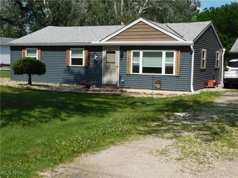 581 Hadcock Rd, Brunswick, OH 44212